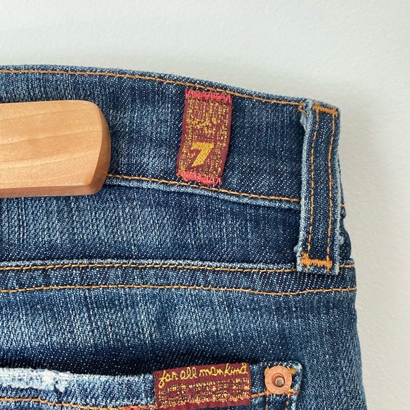 7 For All Mankind low-rise flare jeans size 28 - Picture 3 of 8